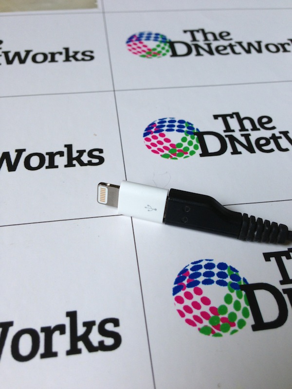 lightning-micro-usb-adapter-iphone5-3